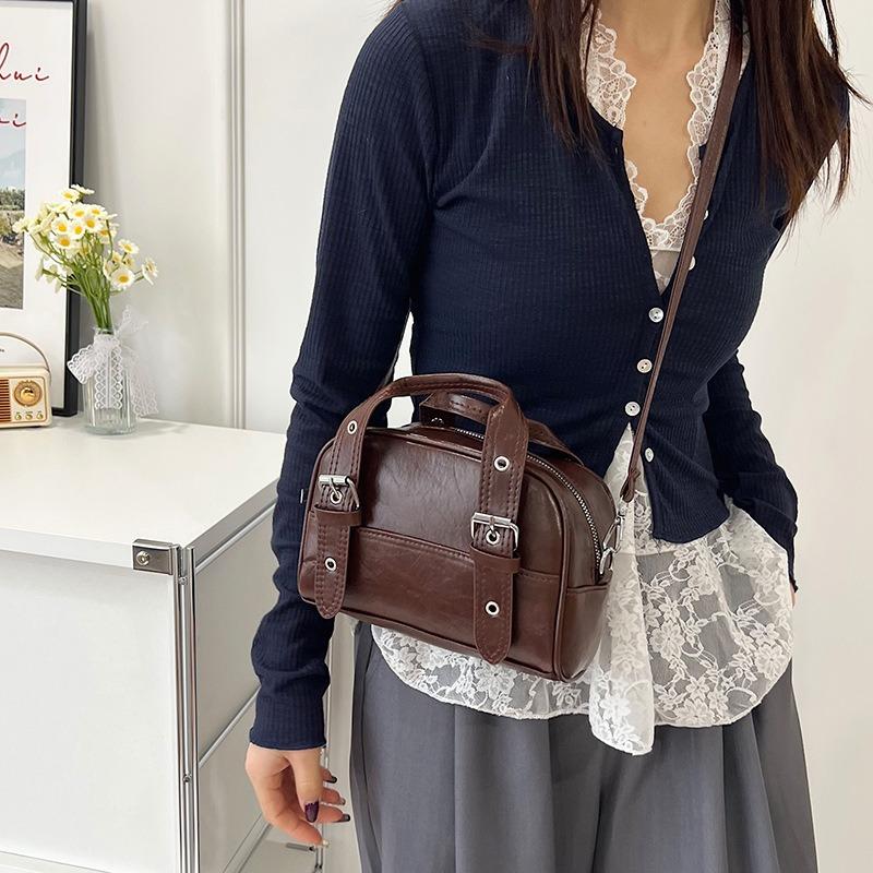 Spring Trend New Fashion Retro Solid Color Portable Small Square Bag Niche Design Shoulder Crossbody Women's Bag