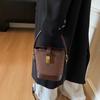 Premium sense retro bucket bag women's 2025 autumn commuter messenger bag trendy Maillard hand bag shoulder bag