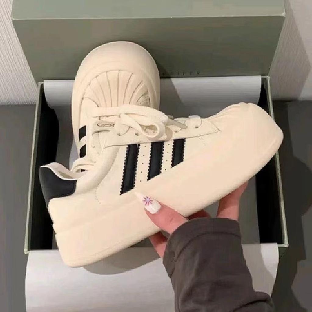 Shell Head Black Board Shoes Women's 2025 Spring New Platform Leisure Sports Big Head Cute Doll Shoes High Value