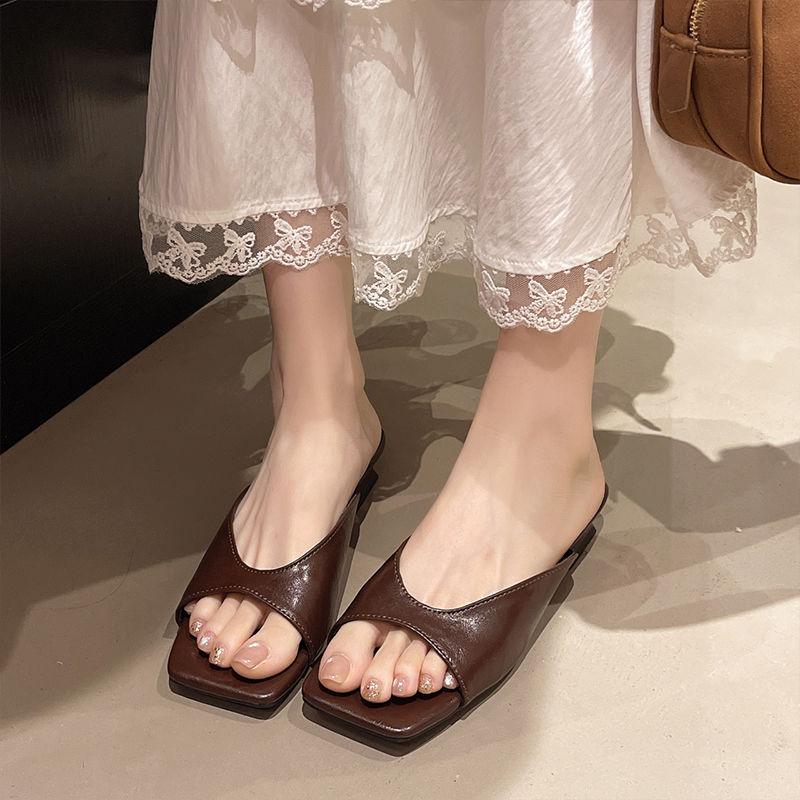 Low-heeled simple slippers open-toed with cool slippers for women's summer wear 2025 new slope heel heightening fish mouth sandals
