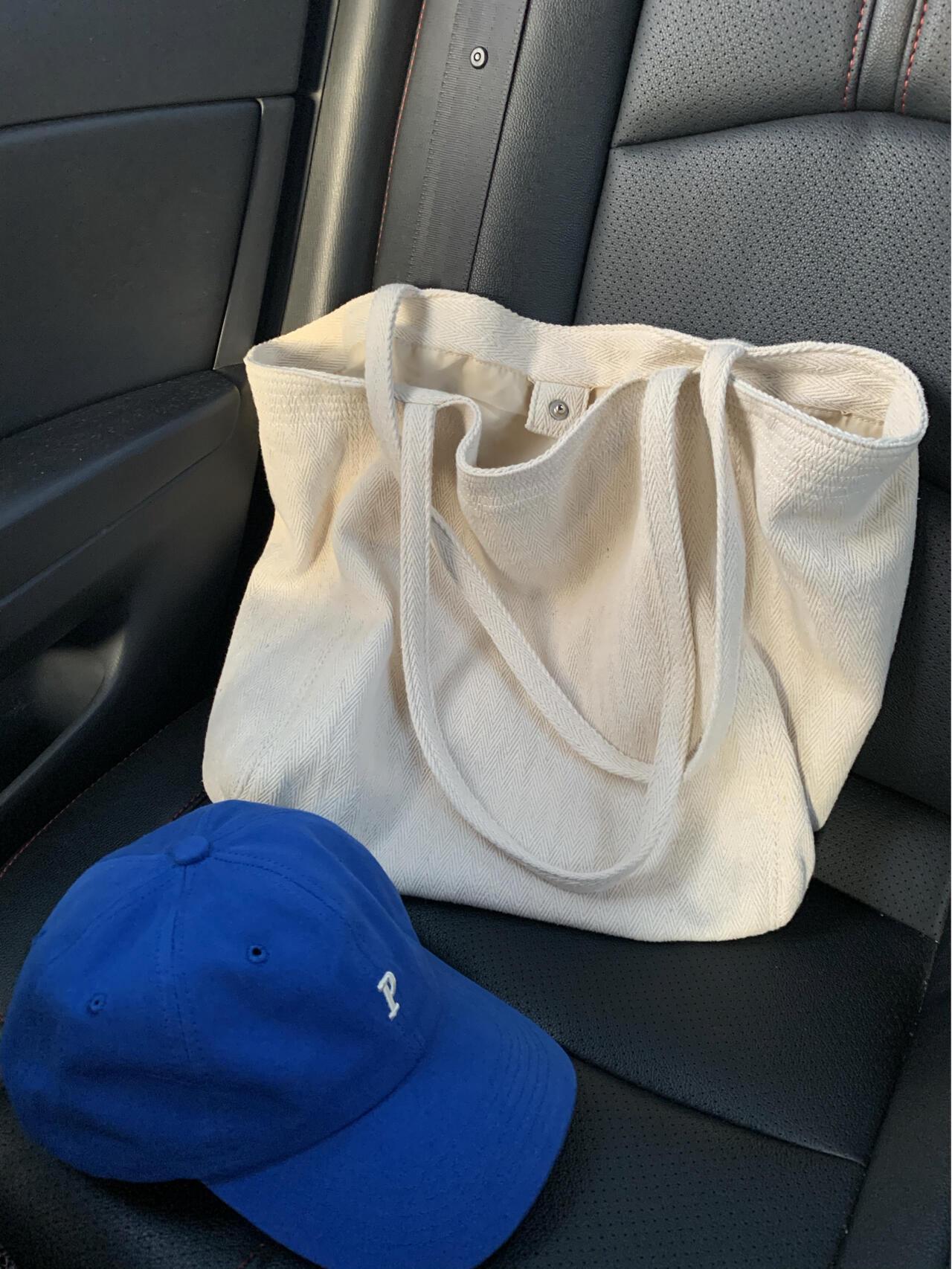 Korean Style Versatile Canvas Tote: Large Capacity, Casual & Simple Commuter Shoulder Bag