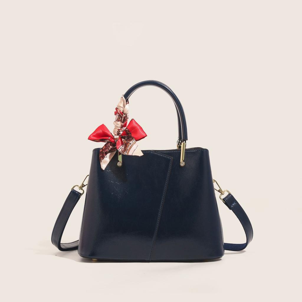 Fashion new versatile women's bags women's Korean version 2025 simple large-capacity mother handbag single shoulder messenger bag tide