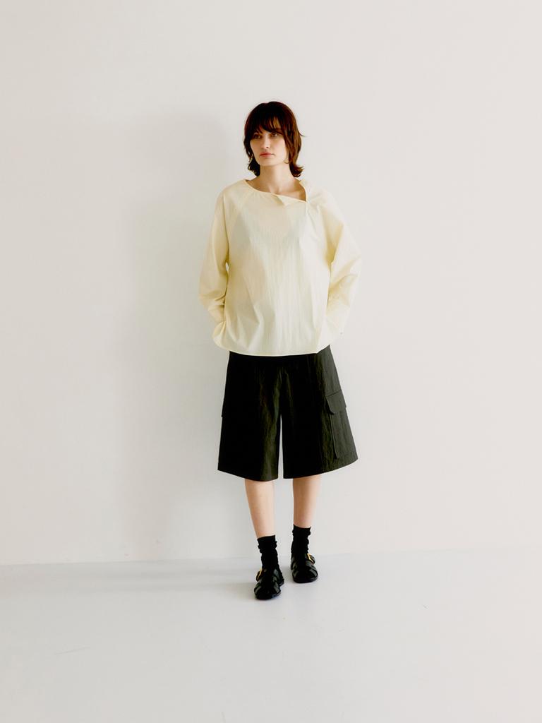 Nobeu Big Flap Bermuda Pants_Charcoal