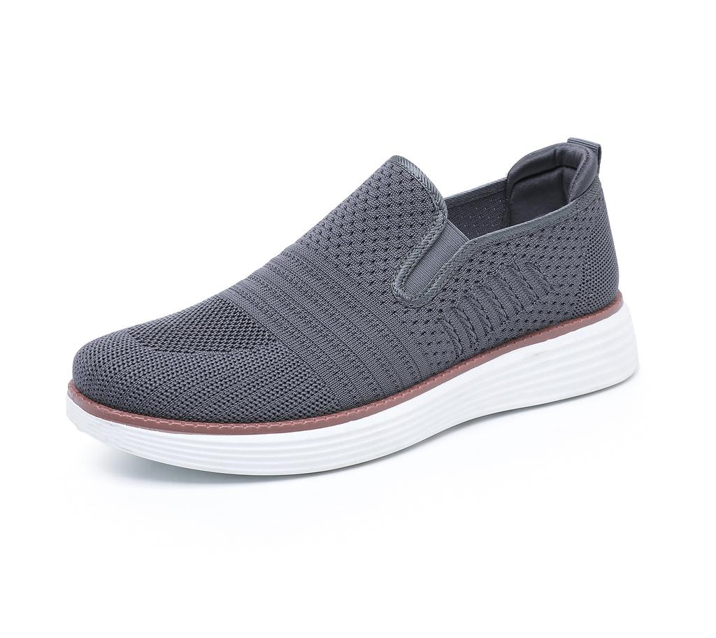 Shoes men's 2025 spring new versatile fashion one-pedal lazy shoes breathable, light and wear-resistant casual single shoes men