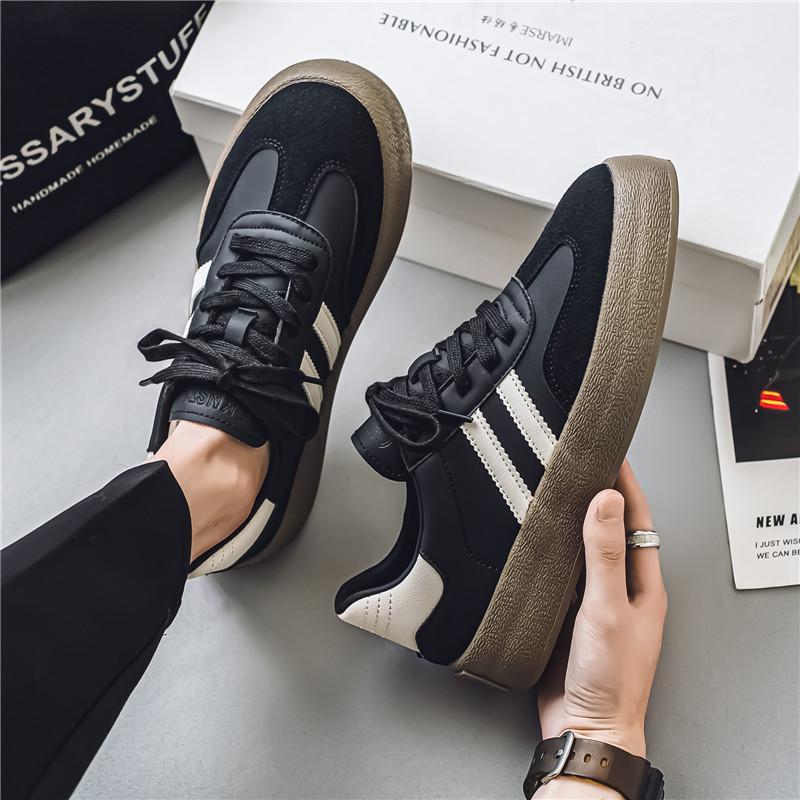 Men's Shoes 2 New Summer Niche Design Sense Fashionable Retro Low-top Casual Board Shoes Men's