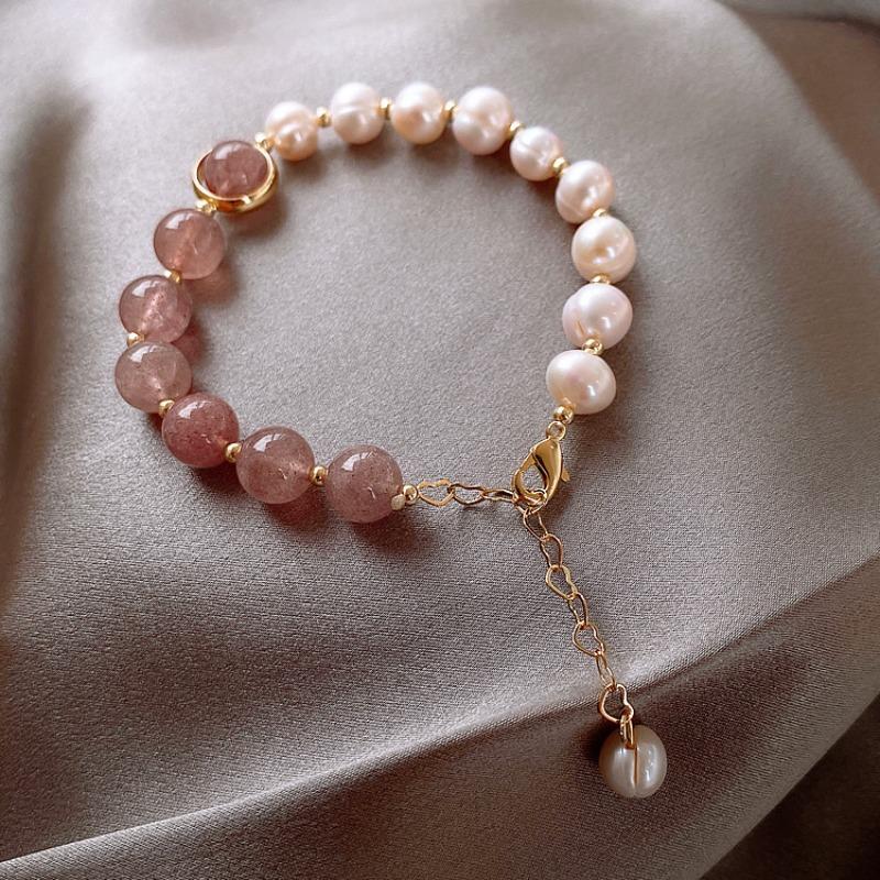 Freshwater Pearl Bracelet - Influencer Style Bangle - Unique & Trendy Jewelry