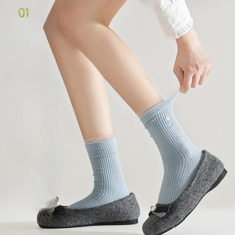 Spring and Autumn Thin Socks for Women, Sweet Lace Lace Cotton Mid-calf Socks, Embroidered Heart Letters, Pile Socks for Women