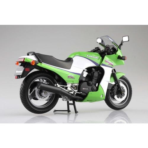 Aoshima Bunka Kyozai (AOSHIMA) Skynet 1/12 Scale Complete Kawasaki GPZ900R Lime Green Motorcycle