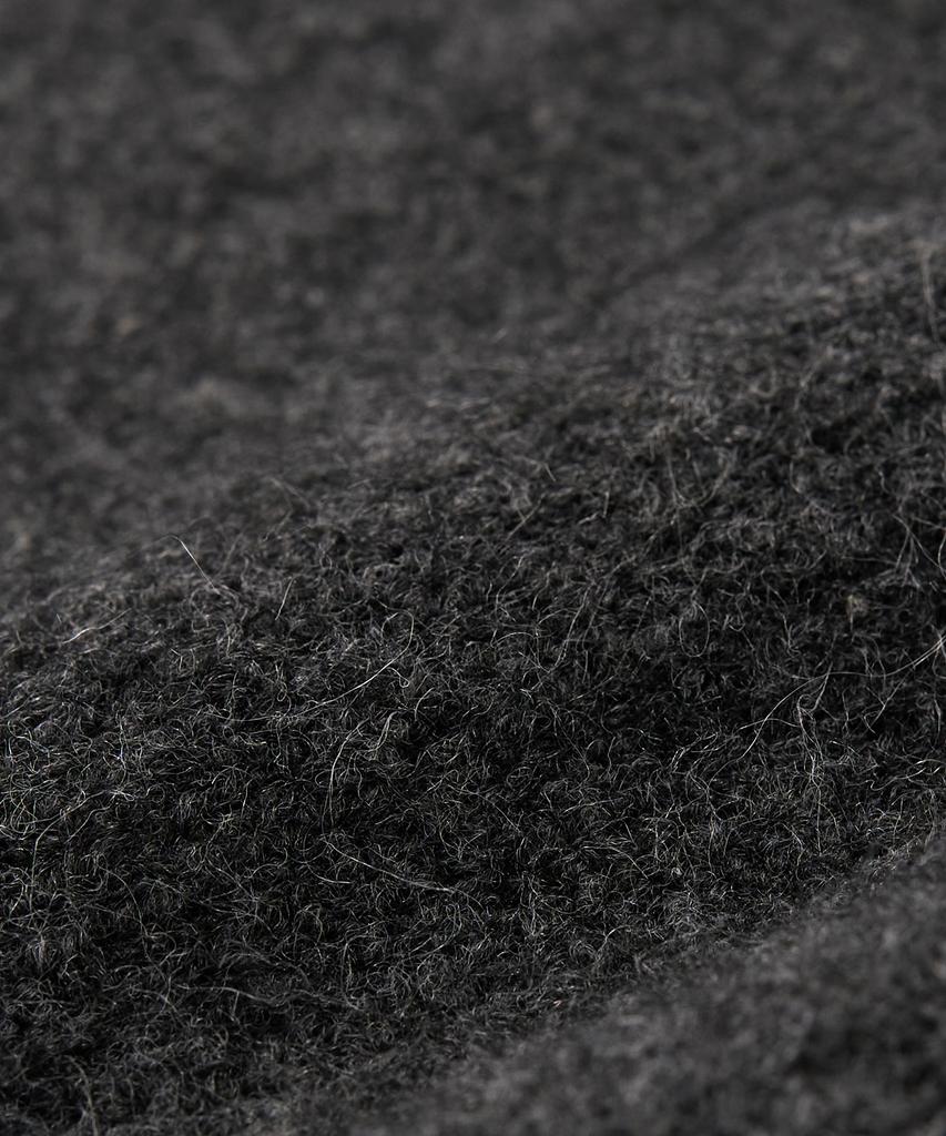 TOFFEE Fuzzy V-Neck Knit (Charcoal)