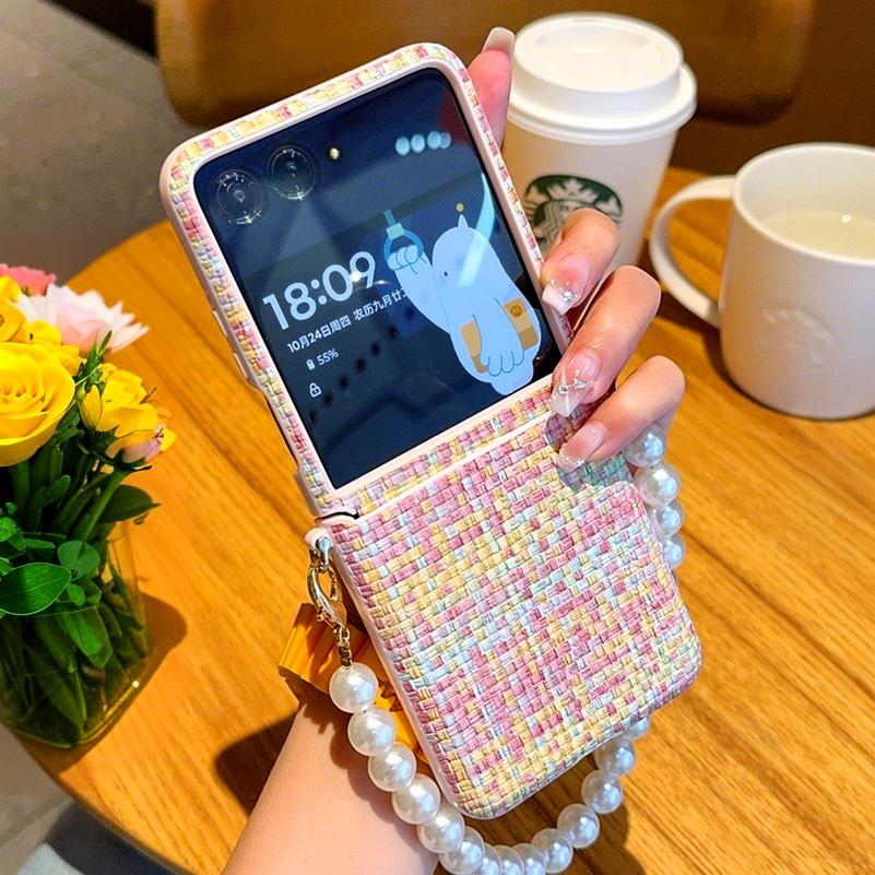 Braided Cloth Hinge with Pearl Bracelet Wristband Phone Case For Motorola Razr 60 Razr50 Ultra 50 Moto Razr + Hard Cover