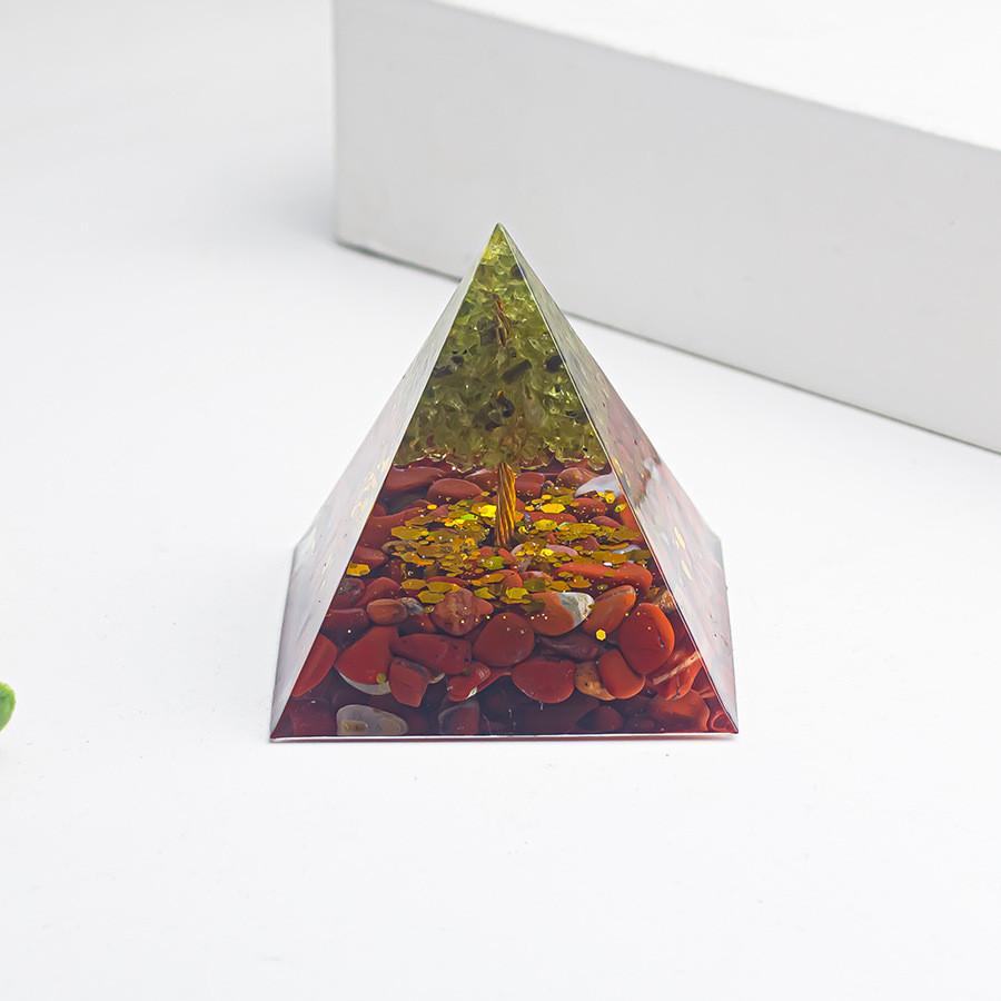Natural Crystal Quartz Geometric Pyramid Decor For Home And Car Interior