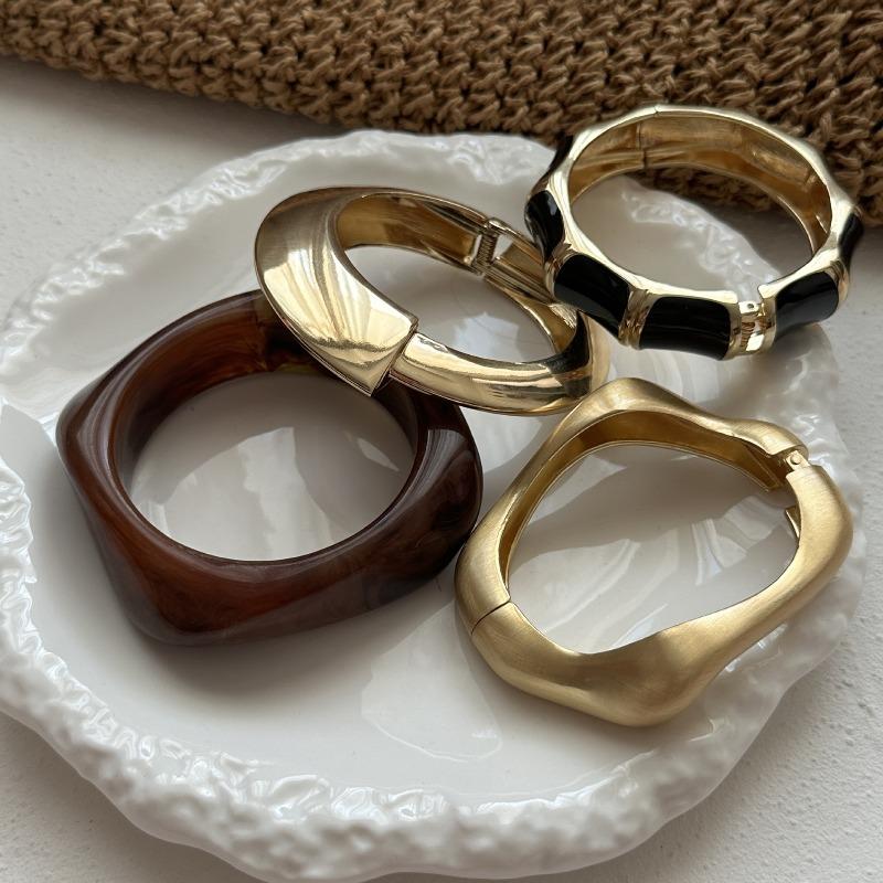 Design Sense Fashion Trend Personality Irregular Bracelet Ins Light Luxury Fashion Versatile Bracelet