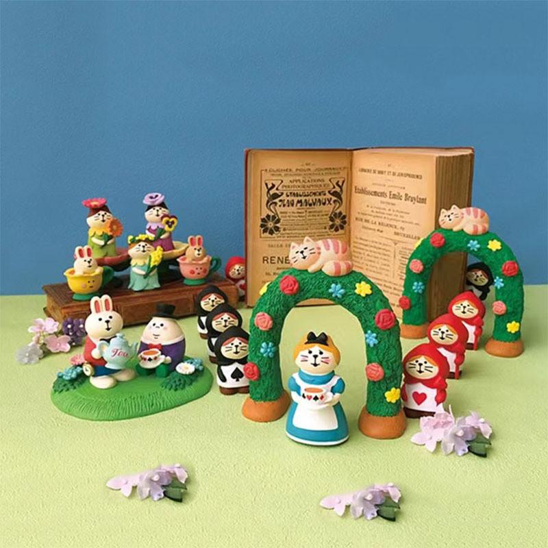 Alice Garden Bunny Resin Sculpture With Unique Craftsmanship For Gift Ideas