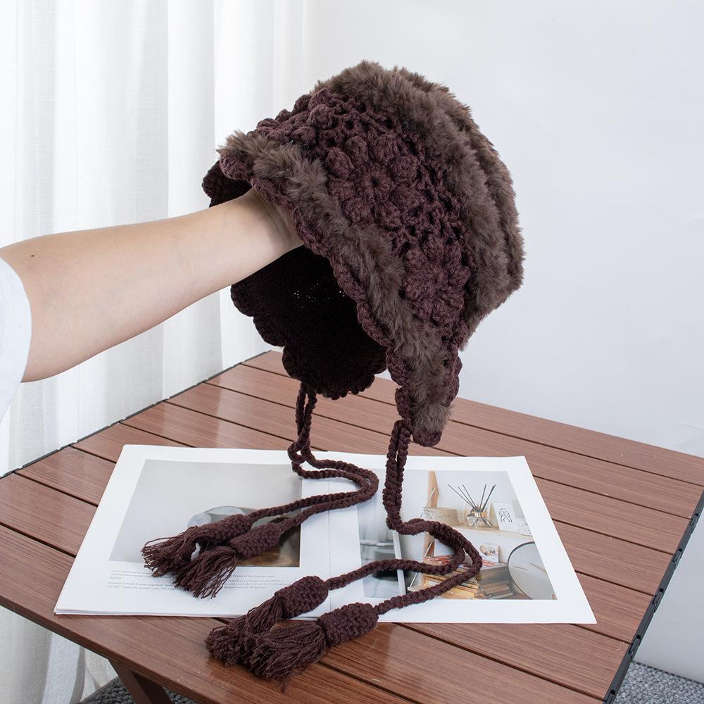 Internet Celebrity Fashion Retro Crochet Plush Woven Fur Hat Women Autumn and Winter Flowers Outdoor Photo Travel Hat