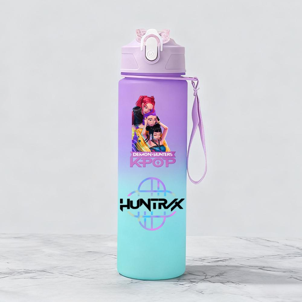 Demon Hunters Huntr Rumi Mira Zoey Jinu Celine Plastic Water Cup Pop Drinking Bottle School Huntrix Gourde ML KPOP X K 800 Kid Friendly Entertaining