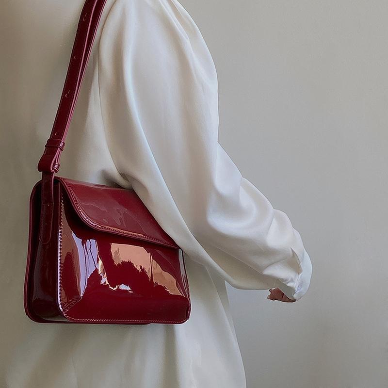 Luxuriöse Damenhandtasche aus Lackleder, modische Achseltasche, Designer-Umhängetasche, kleine quadratische Tasche, lässige Damenhandtasche, Geldbörse CLE