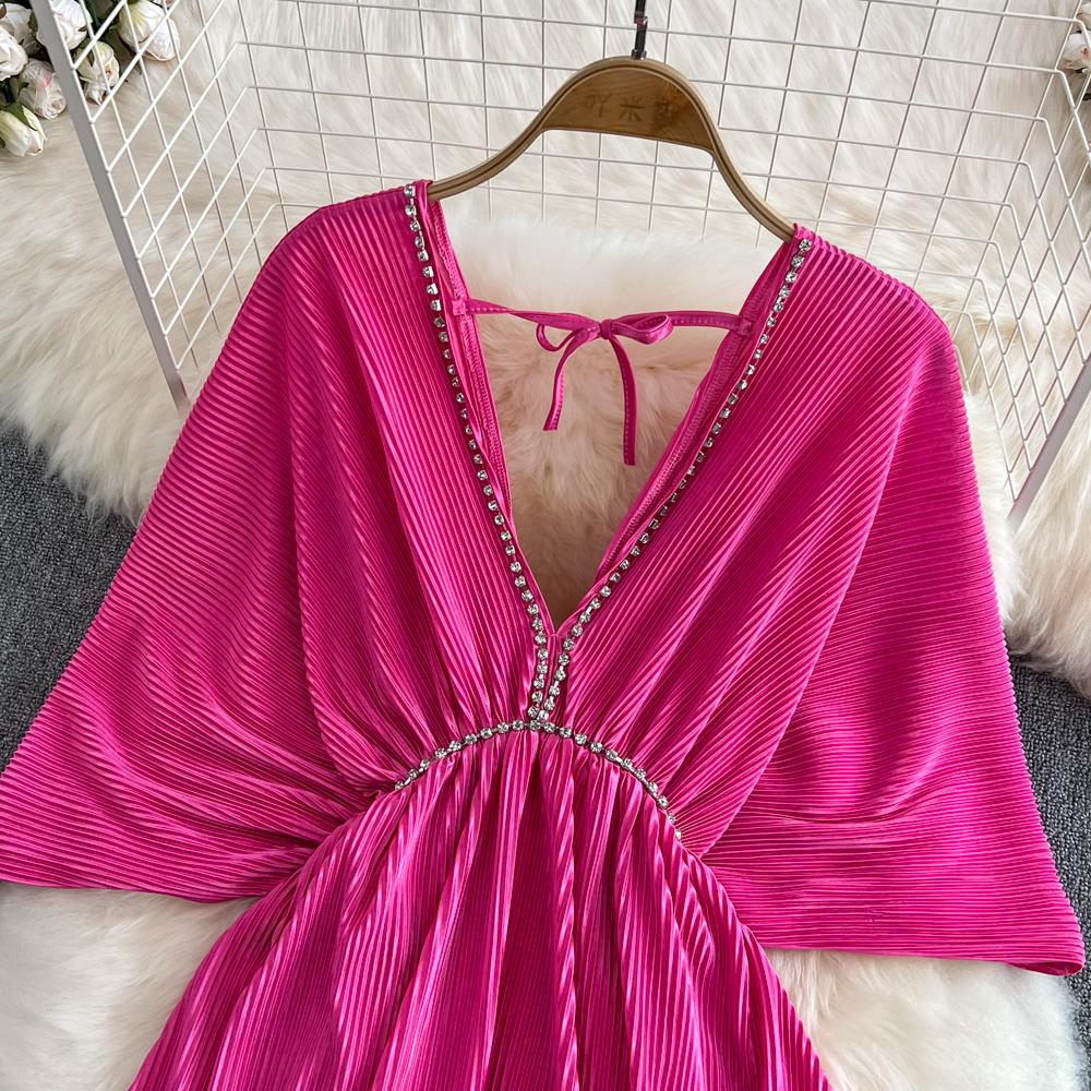 High-end Sexy Temperament Lose Design V-ausschnitt Open-back Taille Fledermaus-ärmel Plissee Kleid Sommer