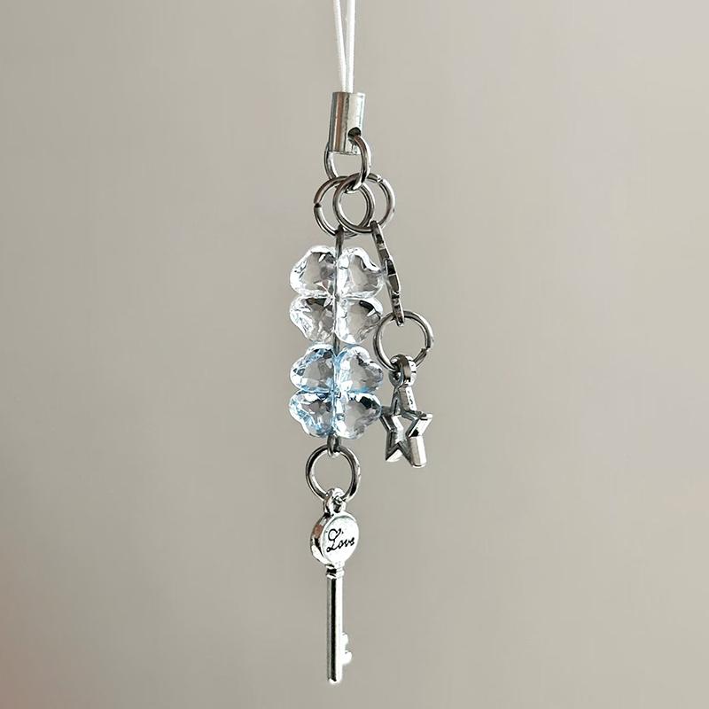 

Sweet Girl Lucky Key Four-Leaf Clover Mobile Phone Pendant Baby Camera Lanyard Keychain Versatile