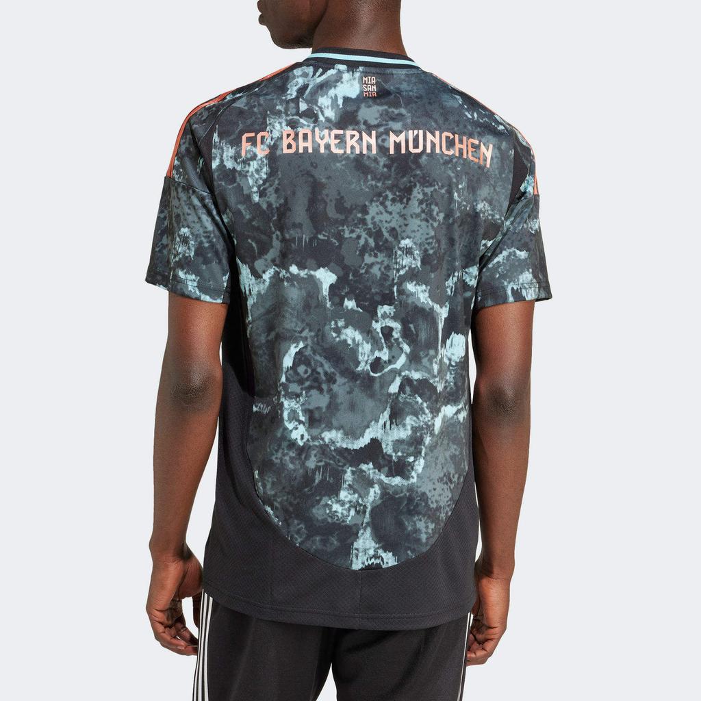 Adidas Schmal geschnittenes, schweißableitendes, bequemes Sport-Kurzarm-Fußballtrikot für Herren, Oberteile, Schwarz IZ3130