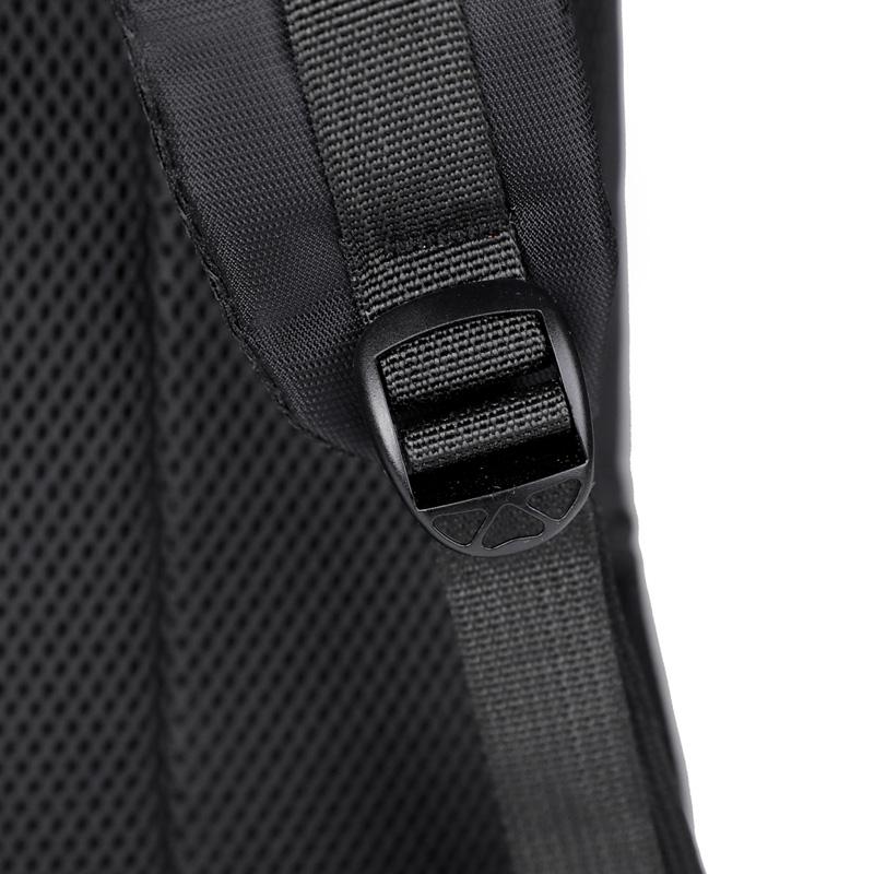 Man's Backpack Fashion Casual Man's Bags Large Capacity Computer Bag Waterproof Fabric School Bags Handbag for Man
