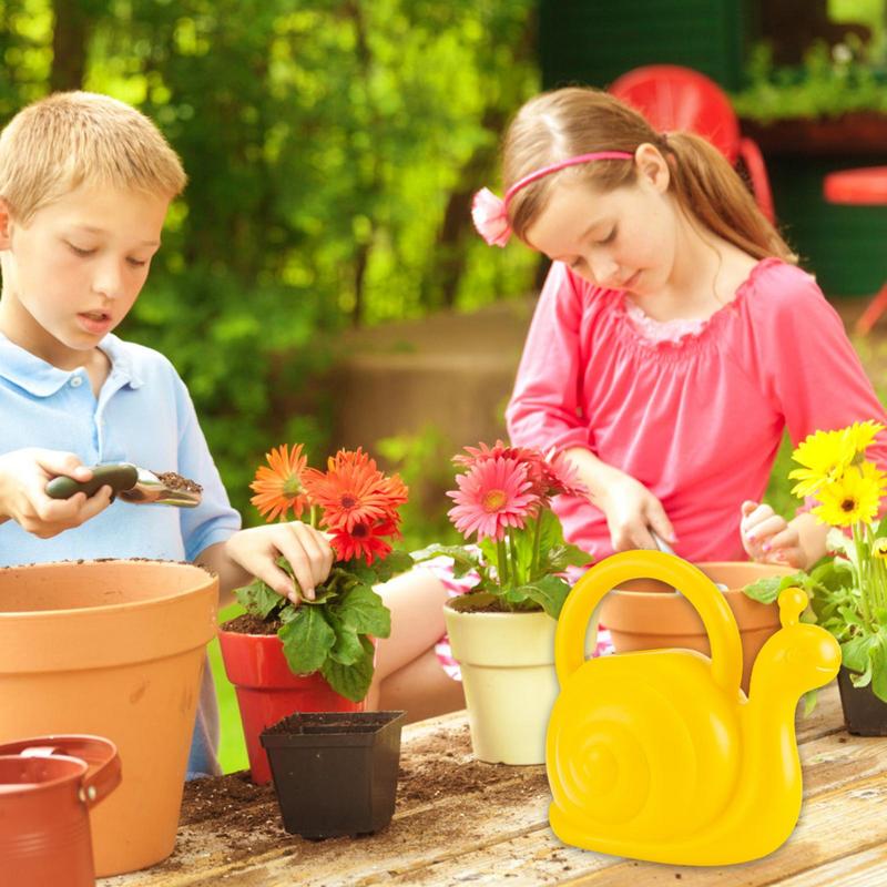 Snail Watering Can 1.5L Creative Cute Snail Gardening Kettle for Kids Gardening Watering Can for House Plant Garden Flower Kids