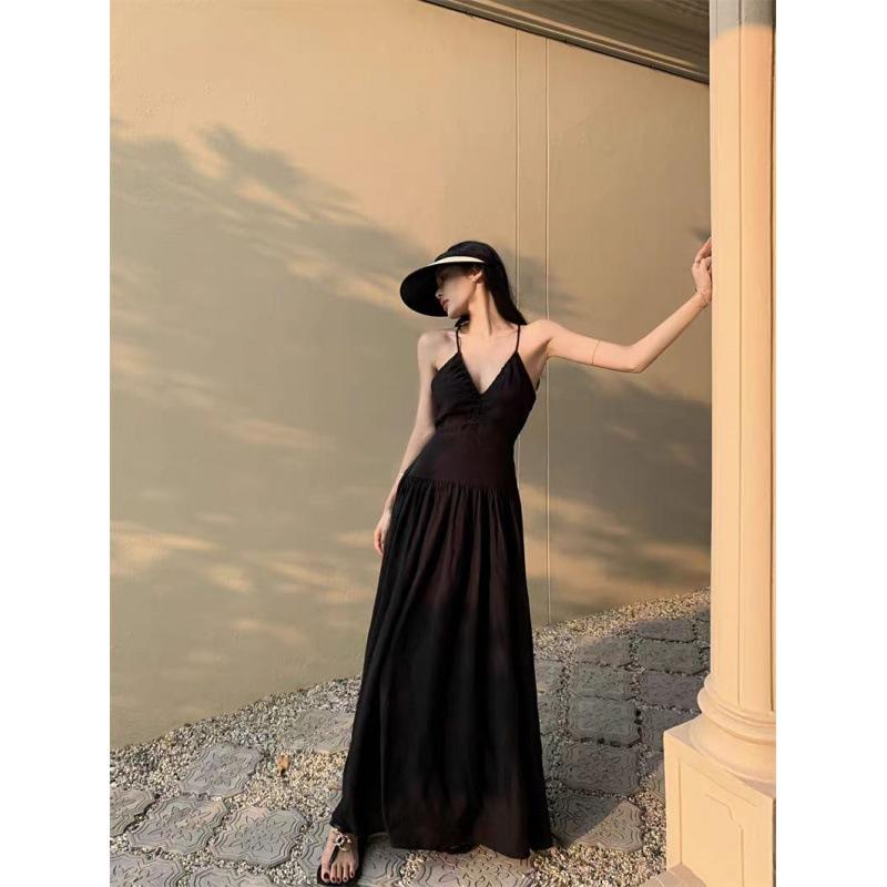 Sweet and spicy backless floral suspender dress fairy summer high-end sexy temperament waist seaside vacation dress