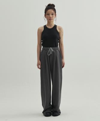 Peullopiendiseukeu Groove Training Pants _ Charcoal