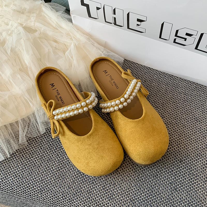 Sandals women's summer ins2025 fashion net red outer wear flat bottom super fire new fashion cool slippers beach shoes