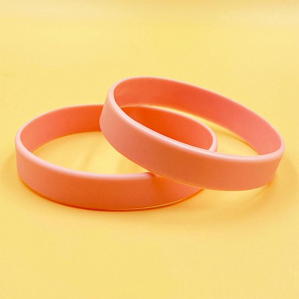SW 2 PZ Braccialetto in Silicone Personalizzato Cinturino da Polso Colore Solido Cinturino da Mano Casual Anello di Gomma Braccialetto Sportivo in Gel di Silice Cinturino da Polso