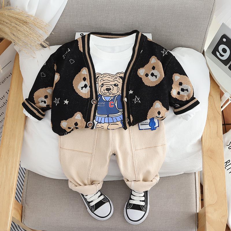 

Костюм-тройка для мальчиков в корейском стиле на весну/осень 2023 года – модный и крутой. 90 cm