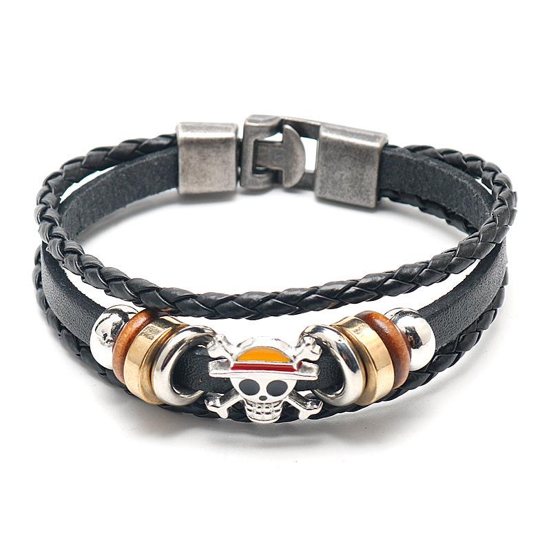 Bracelet en Cuir Multi-Couches One Piece Chapeau de Paille Luffy avec Design de Crâne
