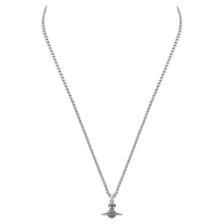 VIVIENNE WESTWOOD Collar con Colgante Orbe Pequeño Collar para Hombre Plata Gris Noche 8053195237623