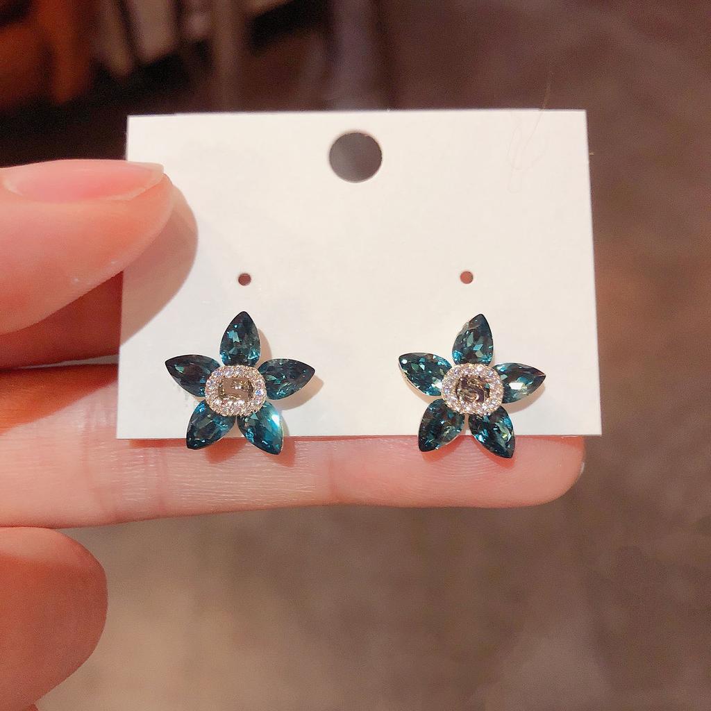 Explosive Zircon Flower Stud Earrings Women's Niche High-end Sense Light Luxury Temperament Earrings Fashion Versatile Earrings