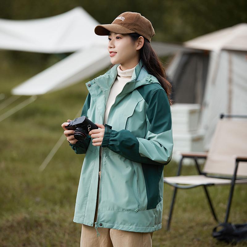 2023 New Outdoor Color Block Windbreaker: Unisex Trendy Windproof Jacket for Spring & Autumn Camping and Mountaineering.
