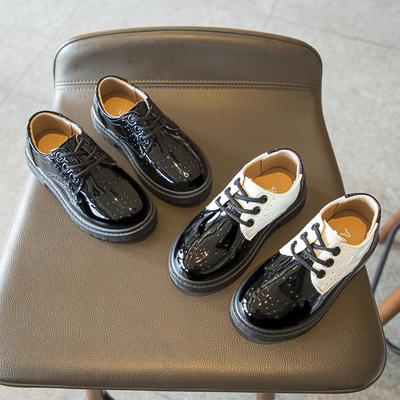 Children's Black Leather Lace-up Shoes - Fashionable British Style for Boys & Girls with Soft Sole for Spring & Autumn Performances.