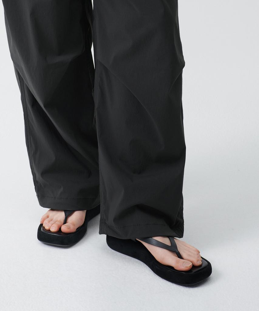 MUSINSA STANDARD WOMAN Women'S Parachute Pants [Gunmetal]