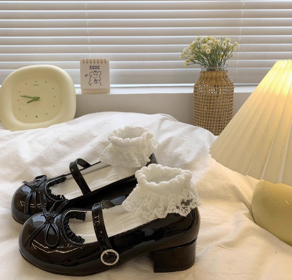 

Туфли Мэри Джейн женские 2025 новая весна универсальные с неглубоким вырезом круглый носок бант jk с юбкой толстый каблук одинарные туфли 40