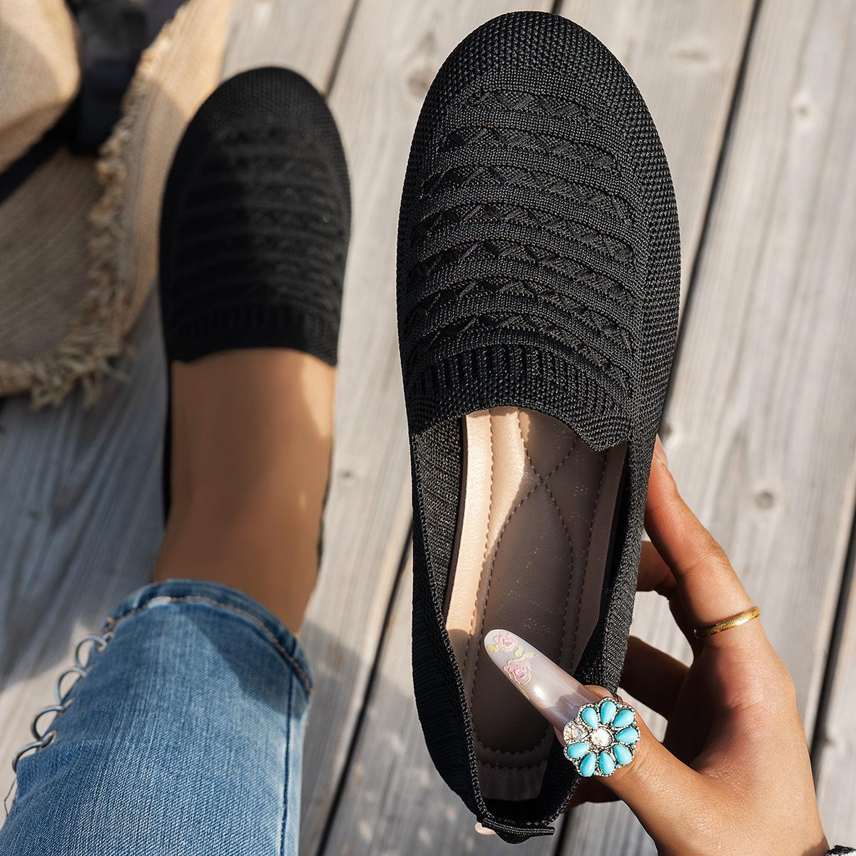 

New large size knitted breathable low-top single shoes women s foreign trade round head flat bottom lightweight knitted lazy loafers 36