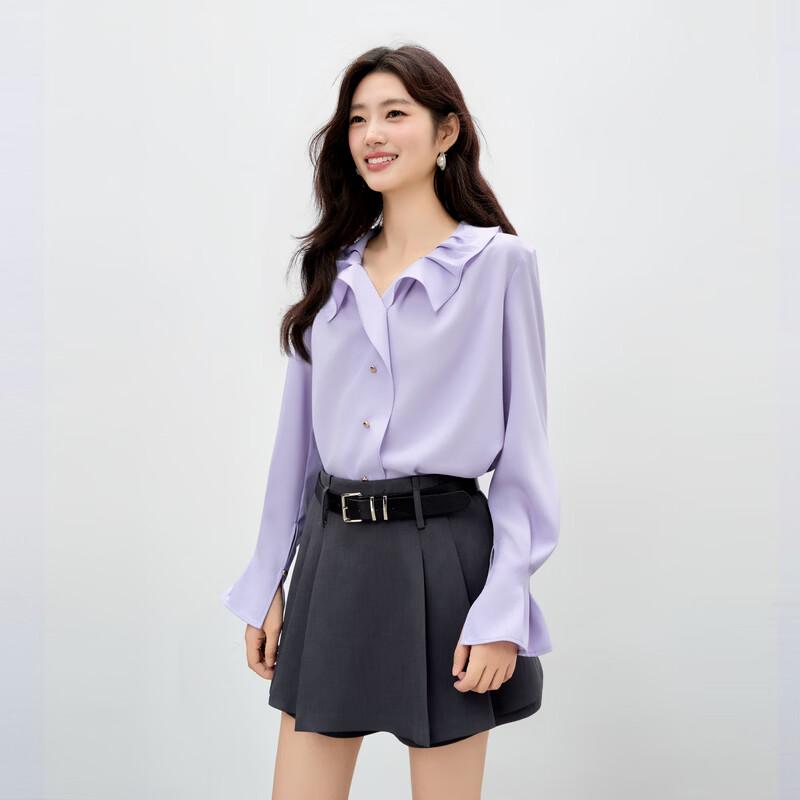 Elegant Ruffled V-neck Top