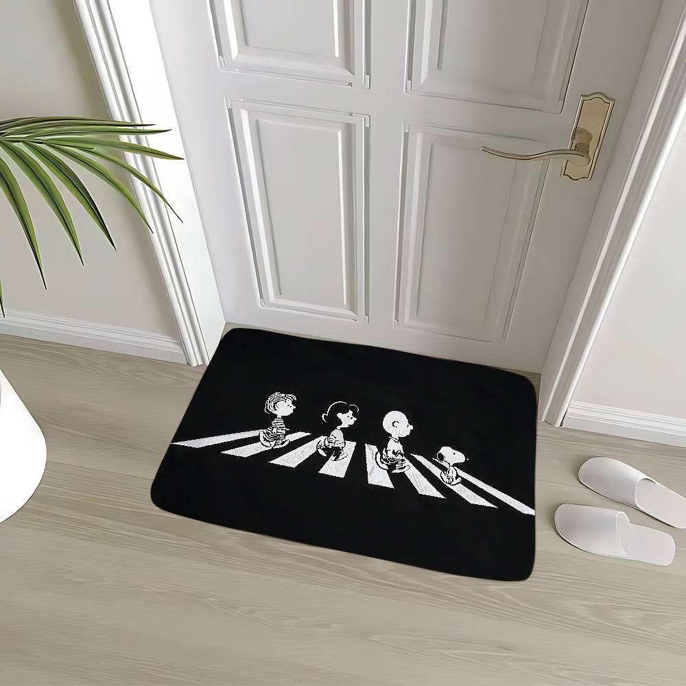Cute S-Snoopy Floor Mat Bedroom Bedside Carpet Non Slip Soft Floor Mat Sofa Coffee Table Rugs For Home Decor Doormat