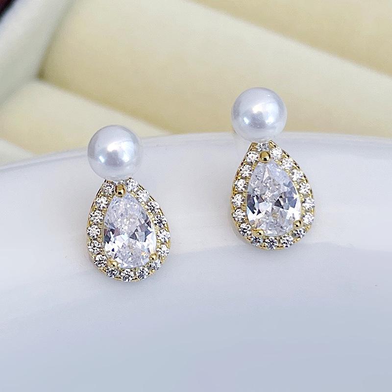 

Banyan Tree S925 Silver Water Drop Pearl Earrings: Women s Luxurious Diamond Accented High-End Design 925 Silver
