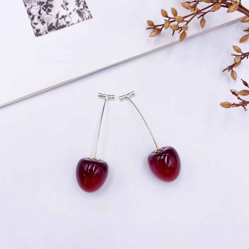 Japanese and Korean Red Cherry Cherries Earrings, Sweet Temperament, Versatile Personality, Fashion, Niche Design Earrings