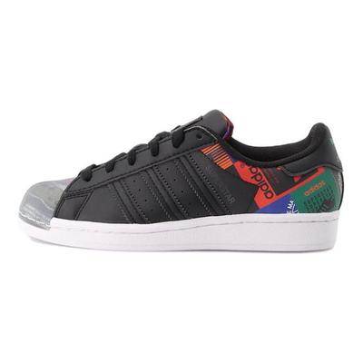 סניקרס 'Multi Logo Patches Black' של Superstar GX2716