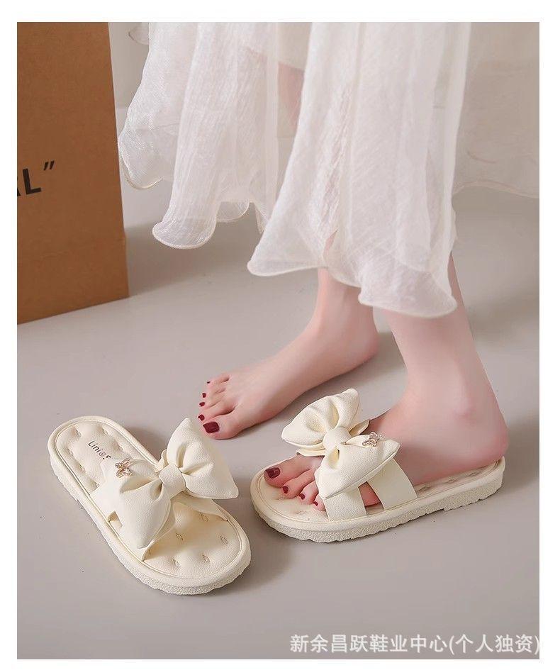 Soft-bottomed flat-bottomed slippers 2025 new non-slip skirt seaside beach bow fairy drag outside