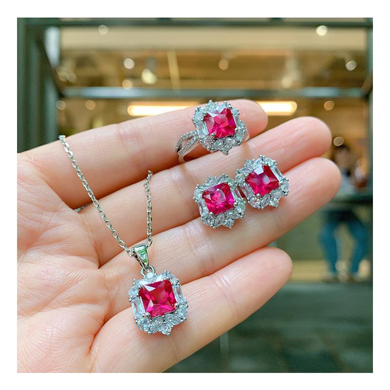 Quadratisches Schmuckset aus rotem Korund, Rubinring für Damen, Modeschmuck.