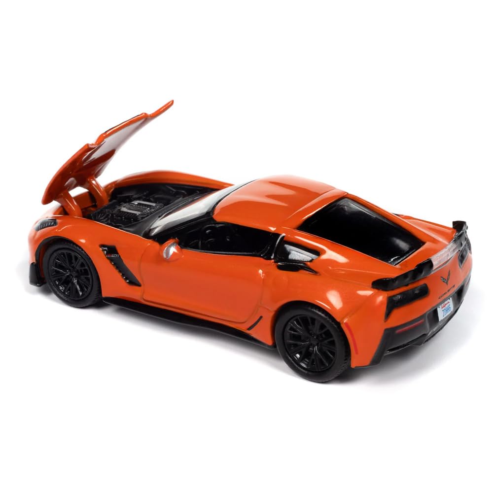 Auto World Scale PREMIUM RELEASE 2 2019 CHEVY CORVETTE Z06 - 1/64 (SEBRING ORANGE) AW64442-A01 [Item]