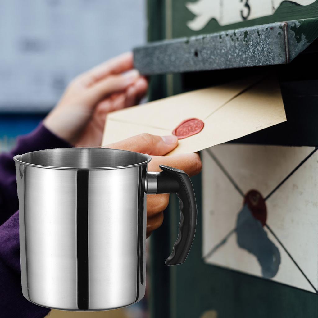 Candle Wax Melting Pot Convenient to Use with Heat-Resistant Handle Suitable for Experienced DIY Enthusiast