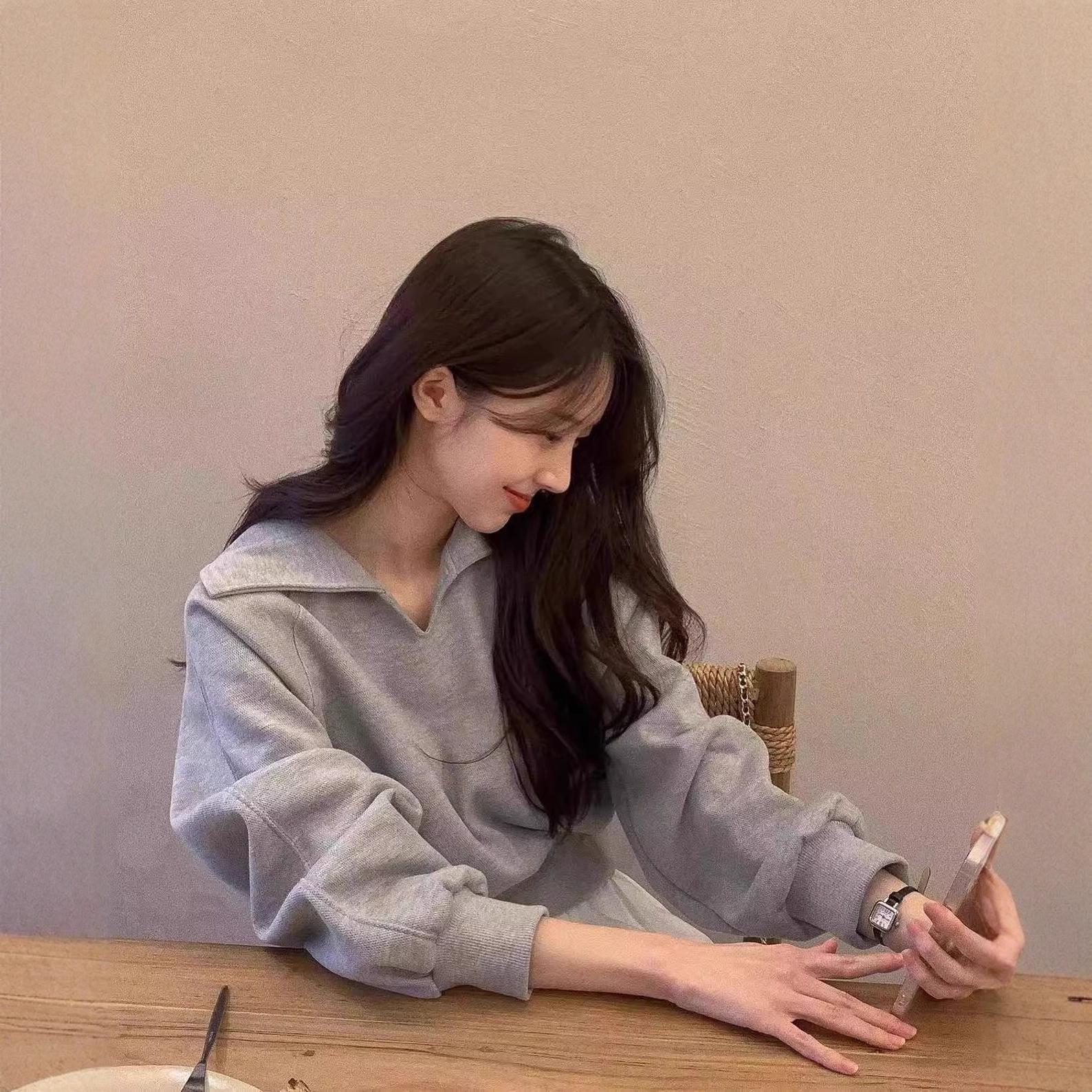 Women s Retro Long-Sleeve Polo Sweatshirt - Casual Loose Fit for Spring and Autumn XL серый 1960₽