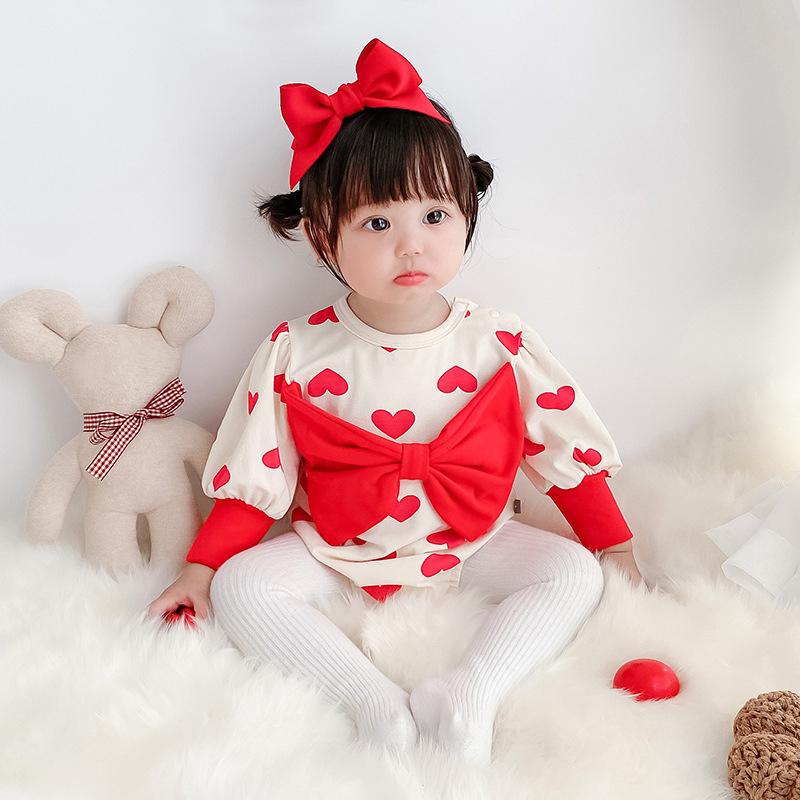 

Повседневный комбинезон с круглым вырезом и милым бантом с принтом «любовь» и длинными рукавами для маленьких девочек