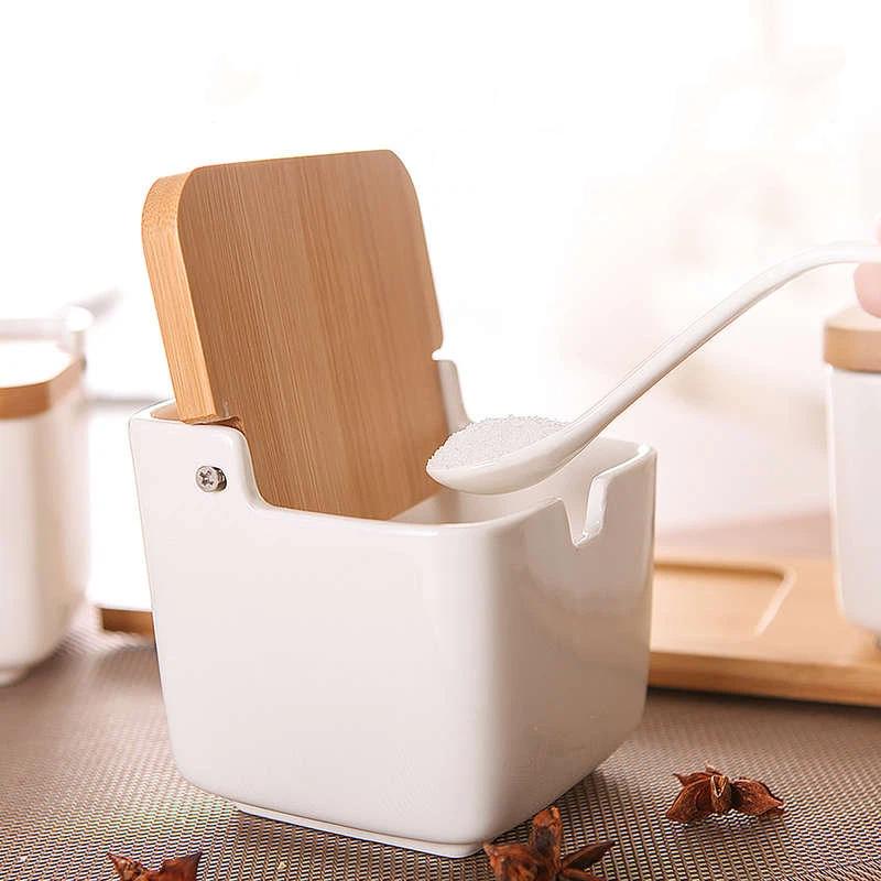 Simple Ceramic Seasoning Jar Bamboo Lid Spice Jar With Spoon Kitchen Sugar Salt Spices Storage Box Household Container
